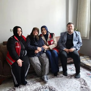 Şehit Ailelerimiz ve Gazilerimiz Başımızın Tacıdır - fotoğraf 1
