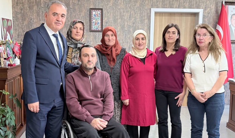 Gazimiz ve Ailesinden  İl Müdürümüze Ziyaret