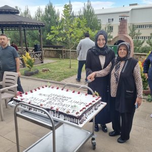 “Toplumsal Hafızamızın Temsilcileri”: Şehit Hakan Duyğal Huzurevi Sakinlerimiz İçin Anlamlı Program Düzenlendi - fotoğraf 1