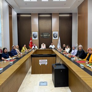 Koruyucu Aile Hizmetinin Yaygınlaştırılması İçin Gönül Elçileriyle İstişare Toplantısı Gerçekleştirildi - fotoğraf 1