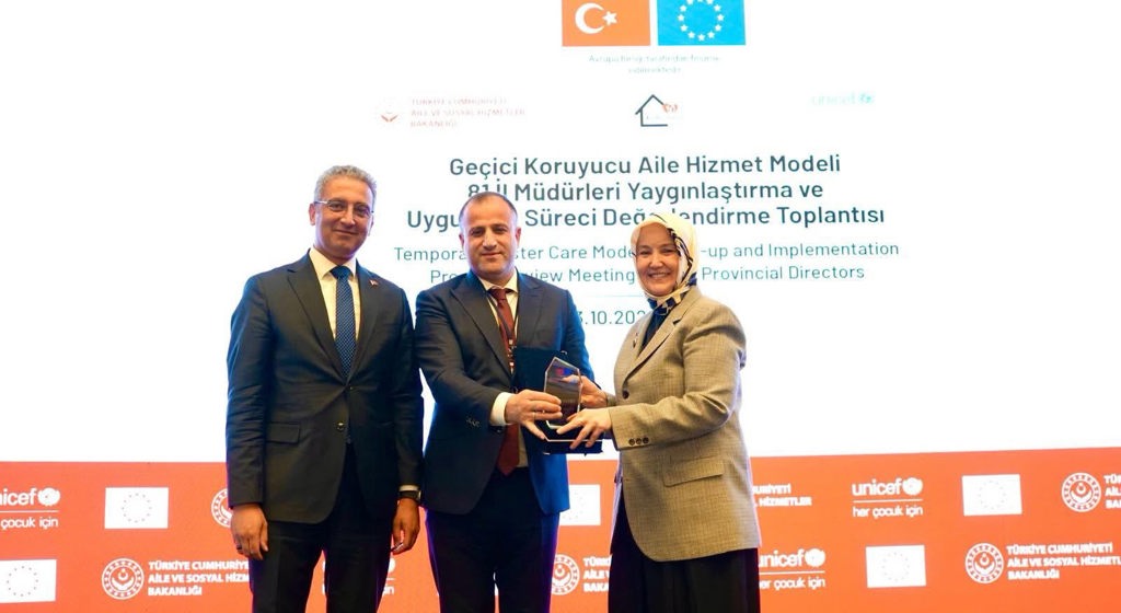 İl Müdürlüğümüze “Geçici Koruyucu Aile Hizmetinde Yaygın Etki Başarı Ödülü” 