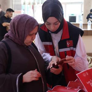 Çankırı'da İyilik Hareketi: Yunus AVM' de Gönüllülük İçin Farkındalık Standı Kuruldu  - fotoğraf 7