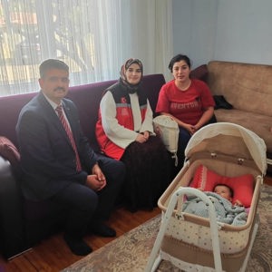  Hayat Bağı Projesi Kapsamında Songül Kıvıl ve Ailesine Ziyaret - fotoğraf 1