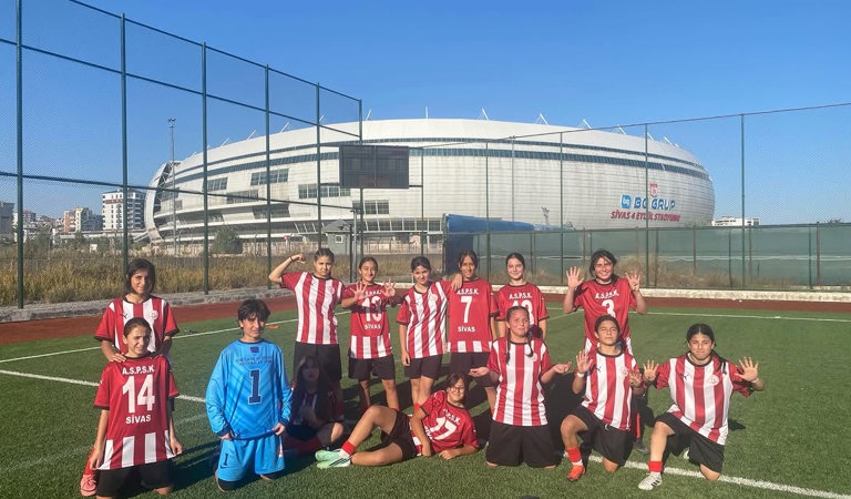 U15 Kızlarımızdan Kayseri Gençlerbirliği Karşısında 7-0’lık Galibiyet