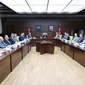 Valimiz Sayın Dr. Numan Hatipoğlu Başkanlığında Okul Güvenliği Toplantısı Gerçekleştirildi - fotoğraf 1