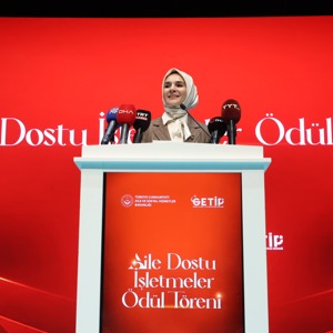 Bakanımız Göktaş, Kocaeli'de "Aile Dostu İşletmeler Ödül Töreni"nde konuştu - fotoğraf 5