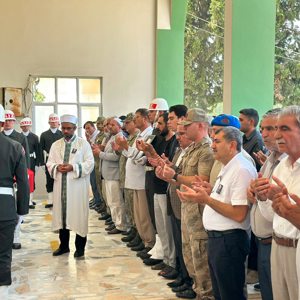 Muharip Gazimiz Hacı CEYLAN’ı Son Yolculuğuna Uğurladık - fotoğraf 3