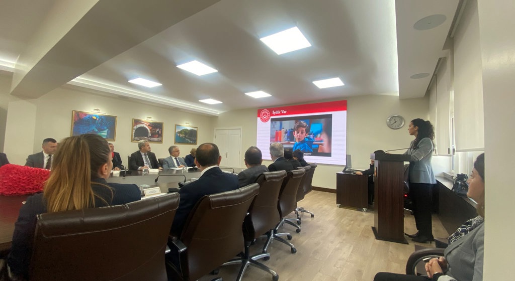 “İyilik Var” Millî Gönüllülük Projesi Tanıtıldı