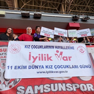 İyilik Var Platformu, Samsun'da Kız Çocuklarımızın Hayallerine Dokundu - fotoğraf 4