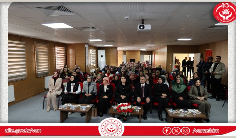 Kadınlar İçin Yapay Zeka ve Dijital Güçlenme Eğitimleri