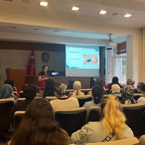 Altınordu’da Velilere Yönelik “Okul ve Aile” Eğitimi Düzenlendi - fotoğraf 3