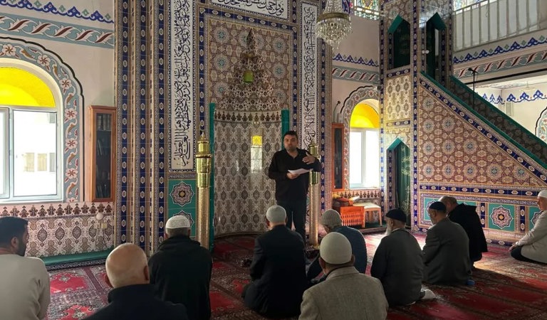 YAŞLILARIMIZIN SAĞLIKLI GELECEĞİ İÇİN BİLGİLENDİRME EĞİTİMİ GERÇEKLEŞTİRİLDİ