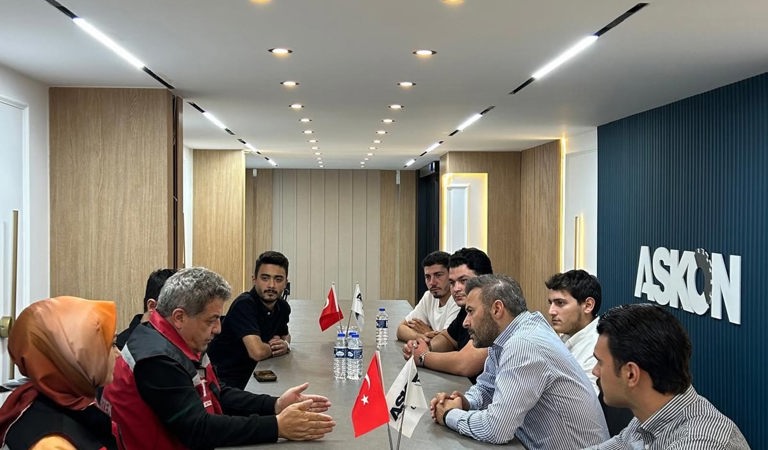 Her Çocuk Rızkıyla Doğar