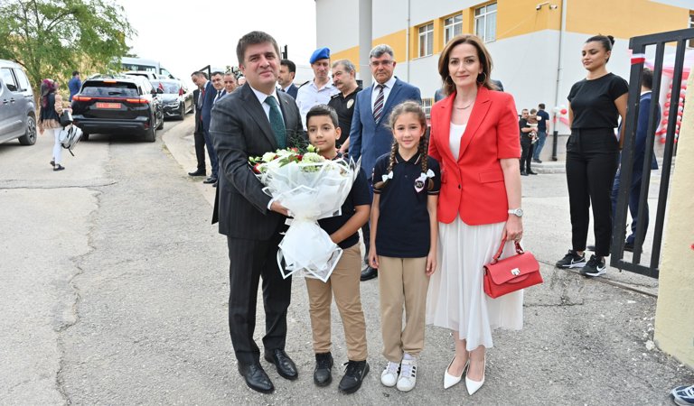 2026-2027 Eğitim Öğretim Yılı İlköğretim Haftası Kutlama Programı gerçekleştirildi.