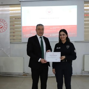 Afet ve Acil Durumlarda Psikolojik İlk Yardım Eğitimi Gerçekleştirdik - fotoğraf 5