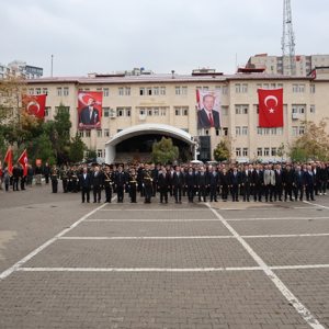 CUMHURİYETİMİZİN 103. YIL DÖNÜMÜ ŞIRNAK’TA COŞKU VE GURURLA KUTLANDI - fotoğraf 1
