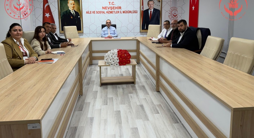 İyilik Var Gönüllü Platformu Kuruluş Müdürleri Değerlendirme Toplantısı Düzenlendi