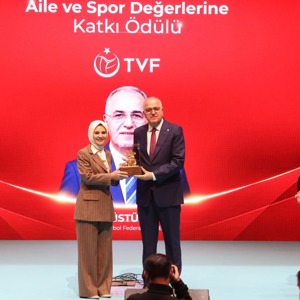 Bakanımız Göktaş, Kocaeli'de "Aile Dostu İşletmeler Ödül Töreni"nde konuştu - fotoğraf 4