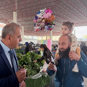  İl Müdürlüğümüze bağlı Burdur SOSYAL HİZMET MERKEZİ Müdürlüğümüz tarafından Merkez Salı Pazarı’nda vatandaşlarımızla bir araya gelinerek bilgilendirme faaliyeti gerçekleştirildi. - fotoğraf 12