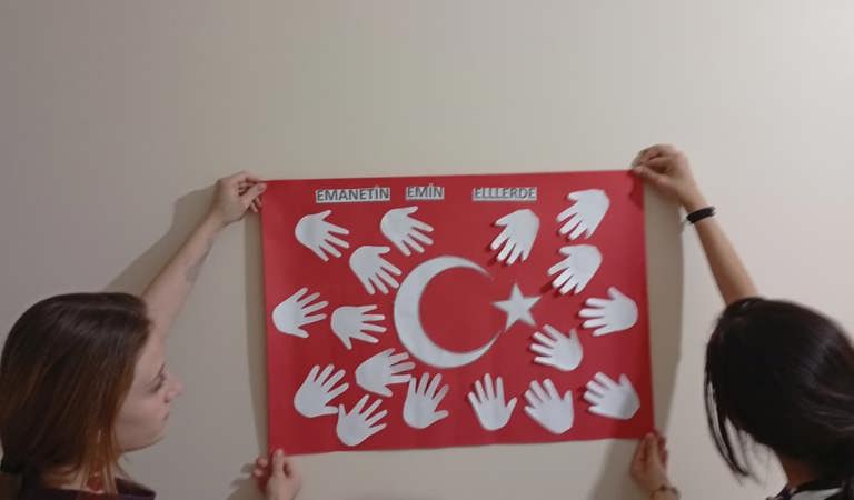 80. Yıl Çocuk Evleri Sitesinde Cumhuriyet Coşkusu